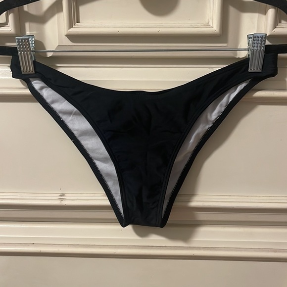 Euc Forever 21 Two piece 👙 - Picture 5 of 7
